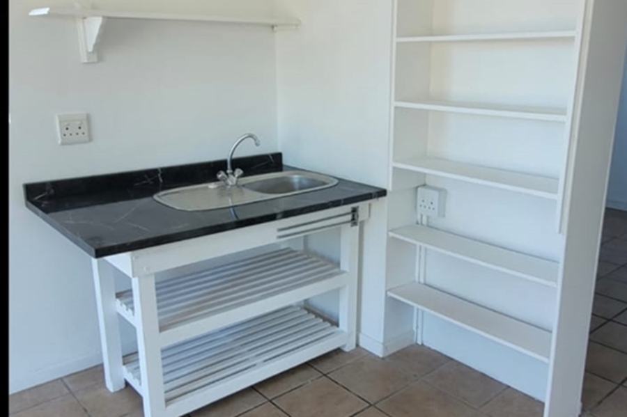 To Let 1 Bedroom Property for Rent in Myburgh Park Western Cape